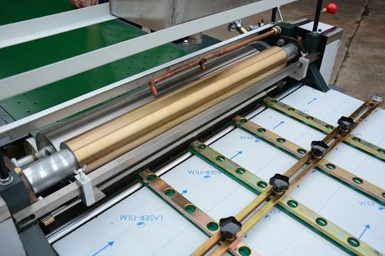 Hot Animal Glue Use For Automatic Gluing Machine 1