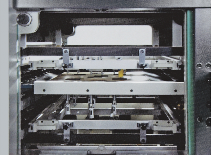Automatic Die-Cutting and Creasing Machine for Paper and Paperboard 2
