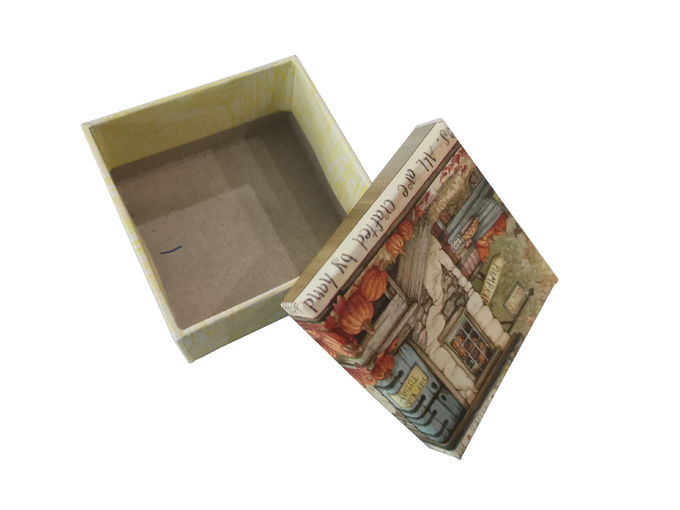 Kraft Paper Sealing Tape / Hot Melt Adhesive Tape For Pasting Four Corner Of Boxes 0