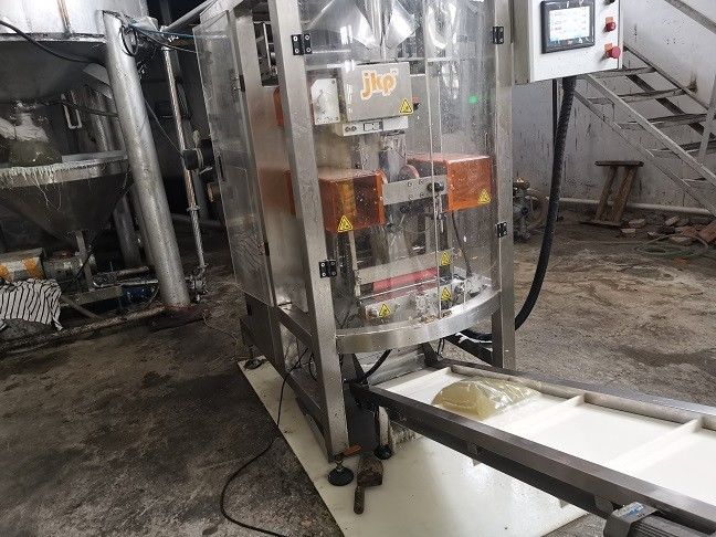 Hot Jelly Glue / Hot Melt Glue Use For Gluing Machine 0